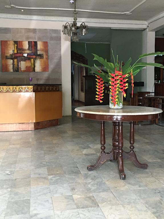 Le Paradis Hotel 팔렘방 외부 사진
